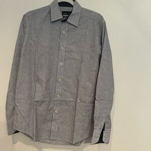 Quieti ligth gray men’s button down shirt
